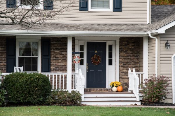 Cost of Front Deck Construction in Manassas